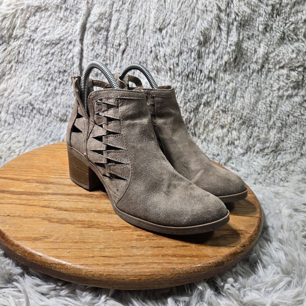 A New Day Cutout Graystone Bohemian Ankle Bootie Boots Womens 7M Retro Synthetic